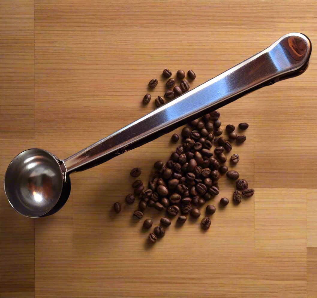 The 2 in 1 Coffee Scoop Clip