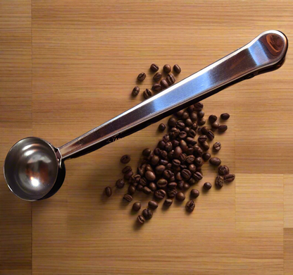 The 2 in 1 Coffee Scoop Clip
